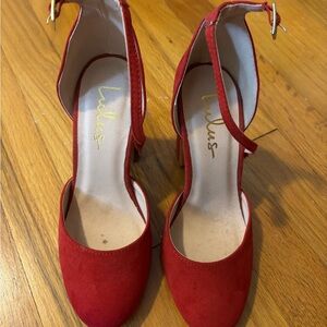 Lulu's Red Suede Heels Elegant and Vibrant